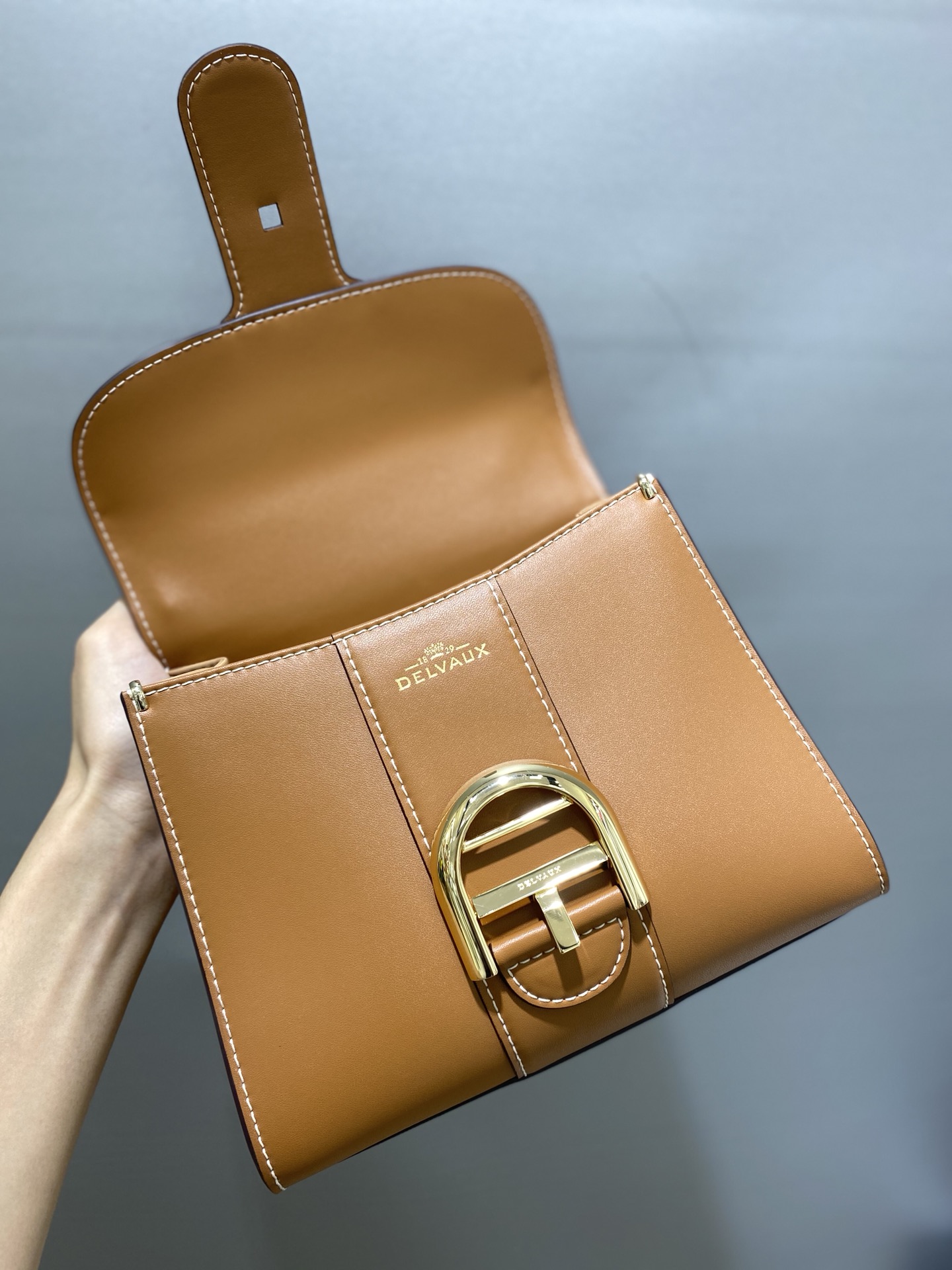 델보 브리앙 박스백 미니